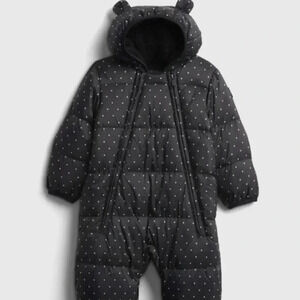 GAP polka dot black pro lift cold control ultra max snowsuit warmest 6-12 months